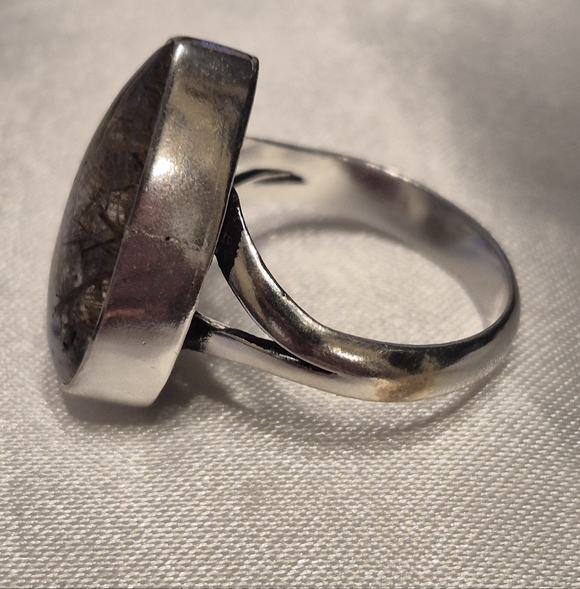 Handmade Gold And Brown Rutile Ring - Picture 3 of 9